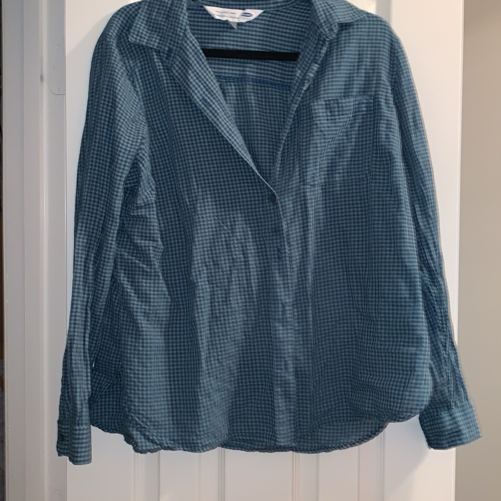 Blue plaid women’s longsleeve button down